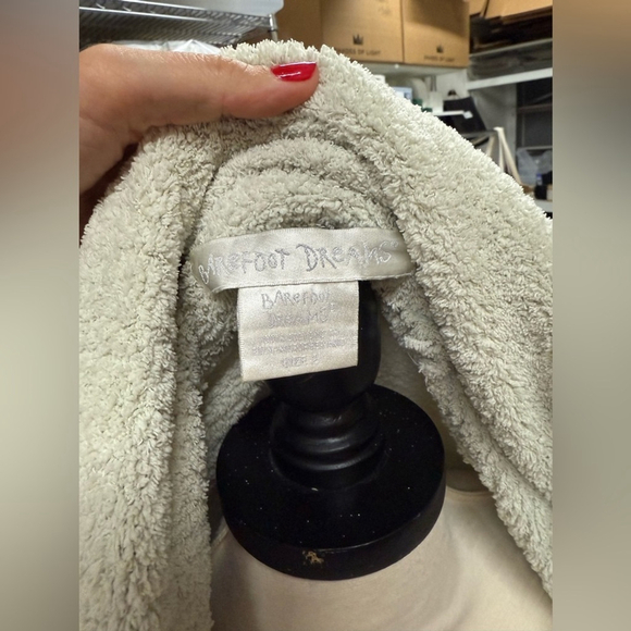 barefoot dreams Gray / sage cozychic adult cozy bath robe Size 2/Medium - Picture 2 of 6